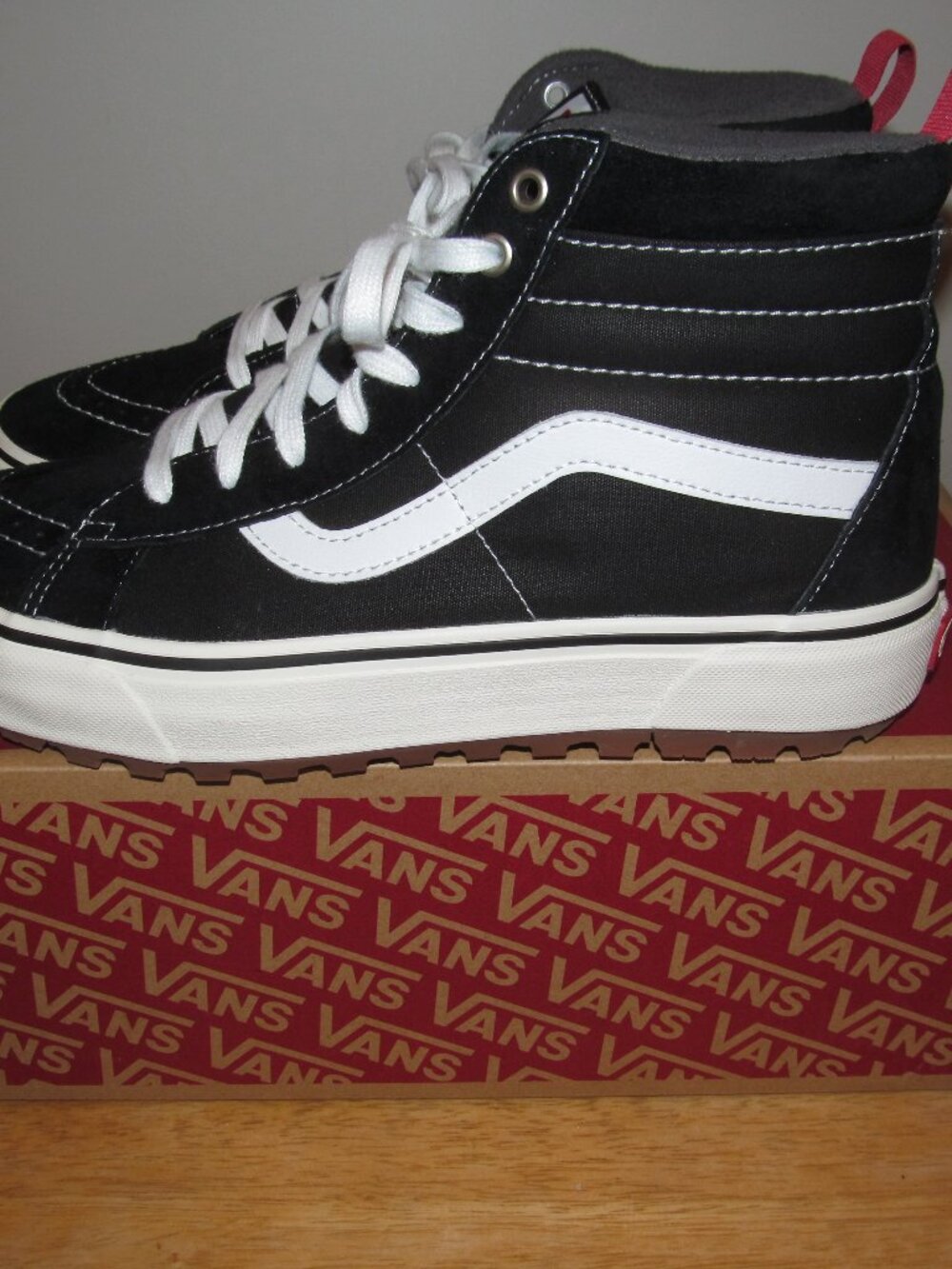 Vans Sk8 Hi MTE-1 Black Mens 9.5 Womens 11 VN0A5HZY6BT Skateboarding Sneakers